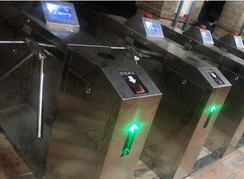 奔腾系列三辊闸