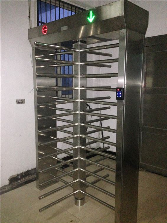 九成监狱智能旋转闸