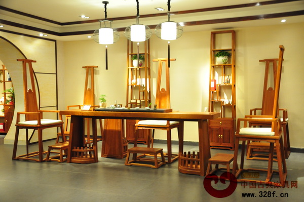 水雨轩在东莞名家具展上展出的新品