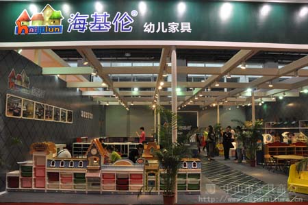 http://www.zsfurniture.cn/furniture/uploadfiles/2011090801300060682.jpg