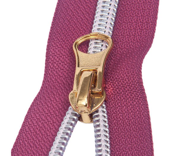 文锠拉链有限公司,广东金属拉链,广东注塑拉链,广东尼龙拉链,kdd拉链