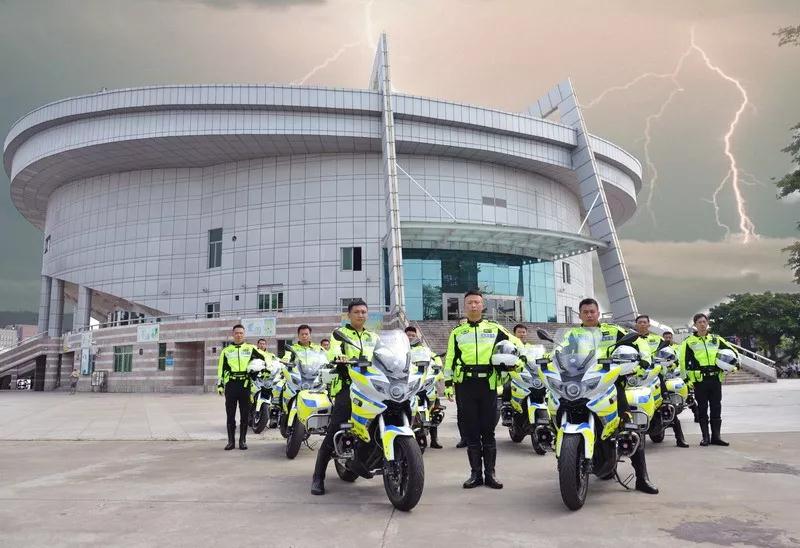 东莞市33个镇街铁骑集体亮相!你最喜欢哪一个?