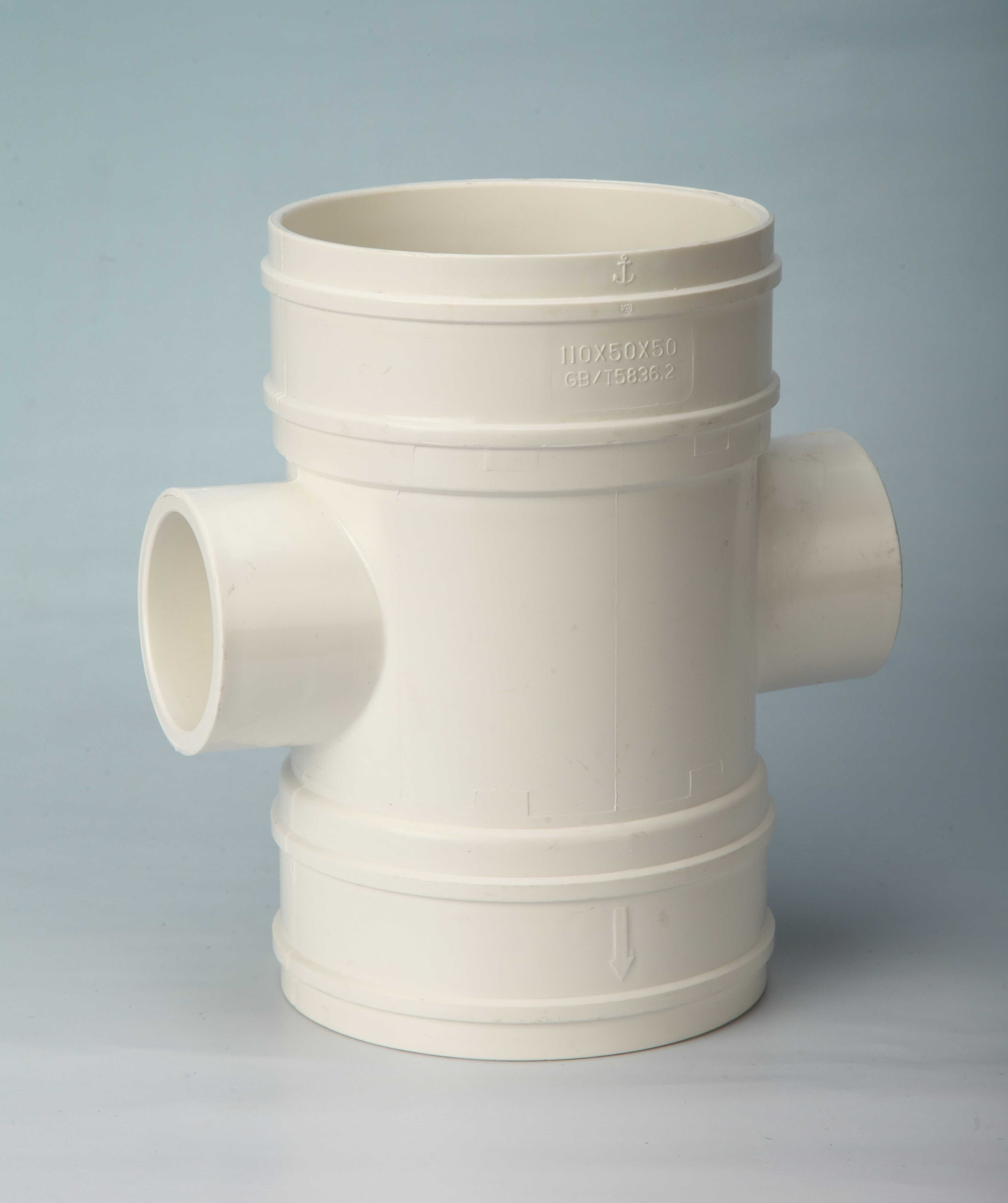 90°异径直角四通