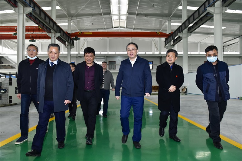 宇环数控向沅江市政府捐赠口罩生产线