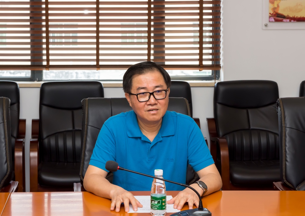 中山市西区党工委书记关瑞麟莅临颐丰食品召开政企联